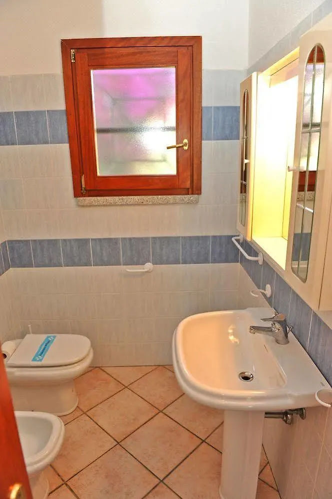 דירה Domus Budoni 1 איטליה