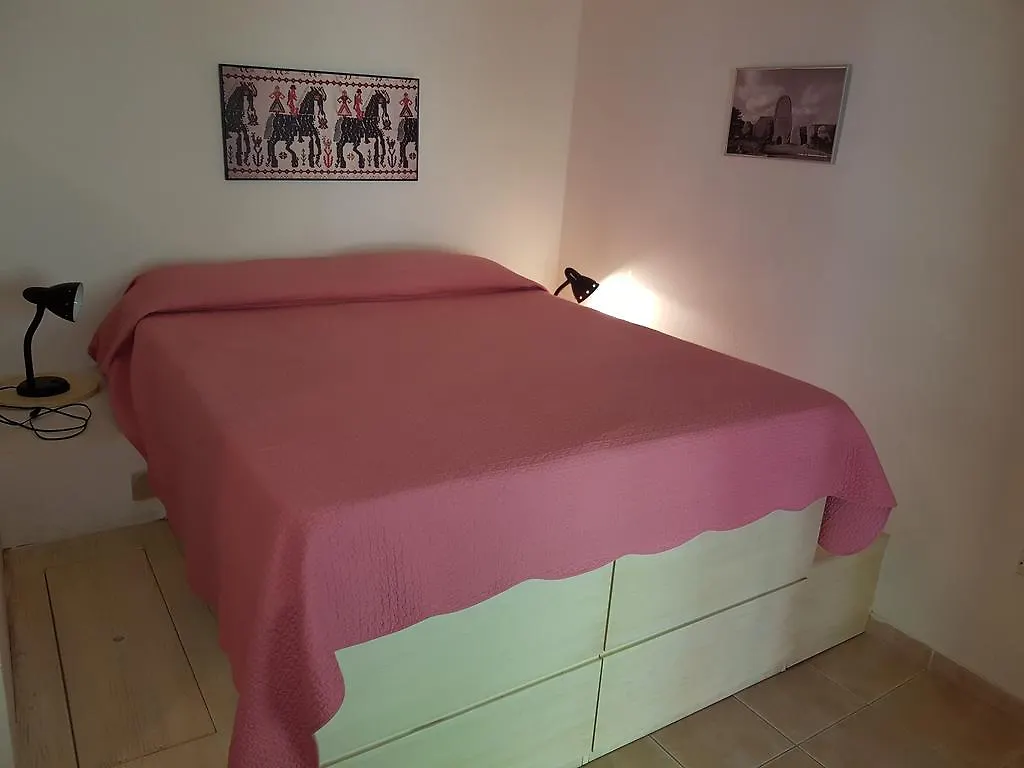 Domus Budoni 1 דירה